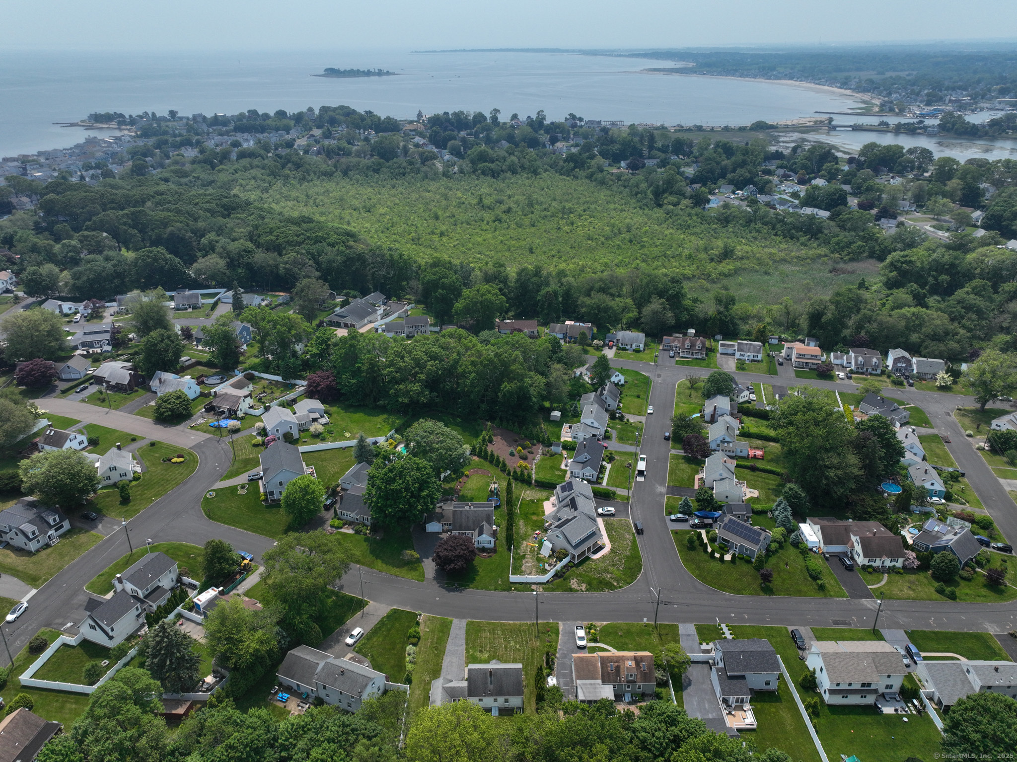 Property Photo:  68 Canterbury Lane  CT 06460 