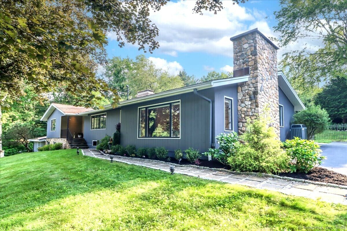 Property Photo: 10 Fernbrook Drive CT 06804