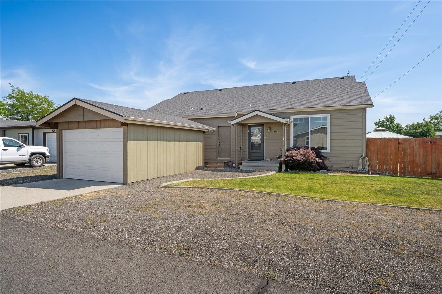 Property Photo: 10510 W Richland #94 Ln WA 99004