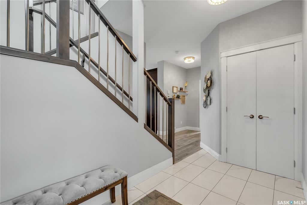 Property Photo: 2243 Rosewood Drive SK S7V 0R9