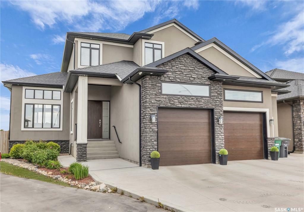 Property Photo: 516 Baltzan Bay SK S7W 0S1