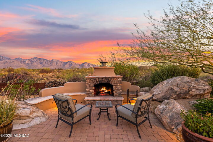 13959 N Stone Gate Place  Oro Valley AZ 85755 photo