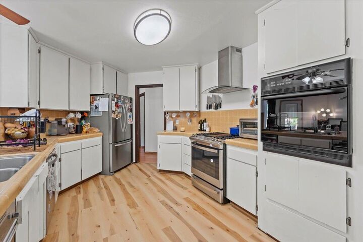 Property Photo: 13185 Montecito Road CA 96080