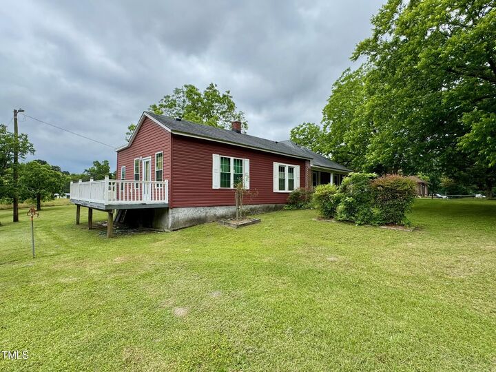 Property Photo: 410 High Street NC 27563