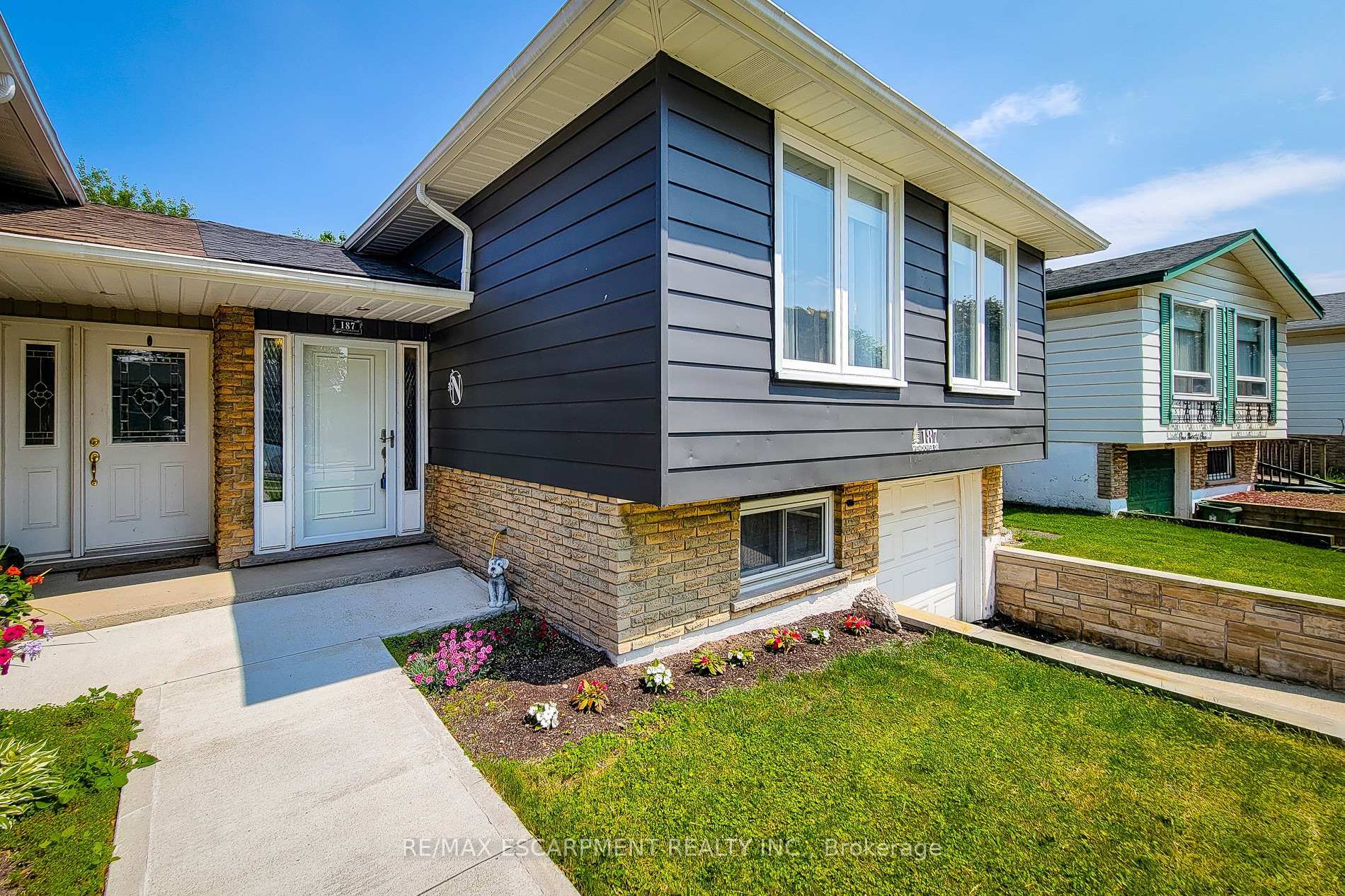 Property Photo: 187 Wendover Drive ON L9C 5X6