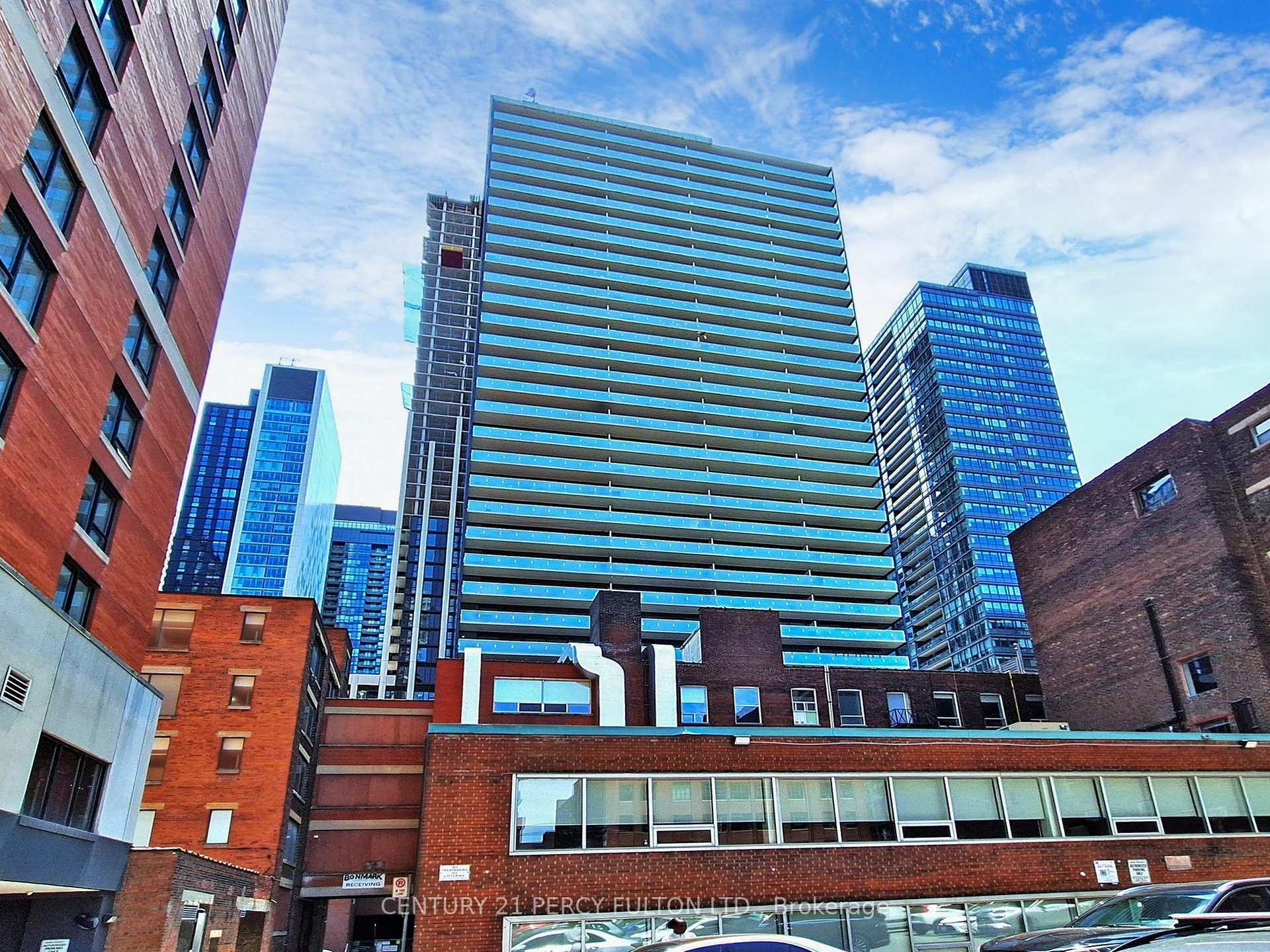 Property Photo: 11 Charlotte Street 1707 ON M5V 0M6