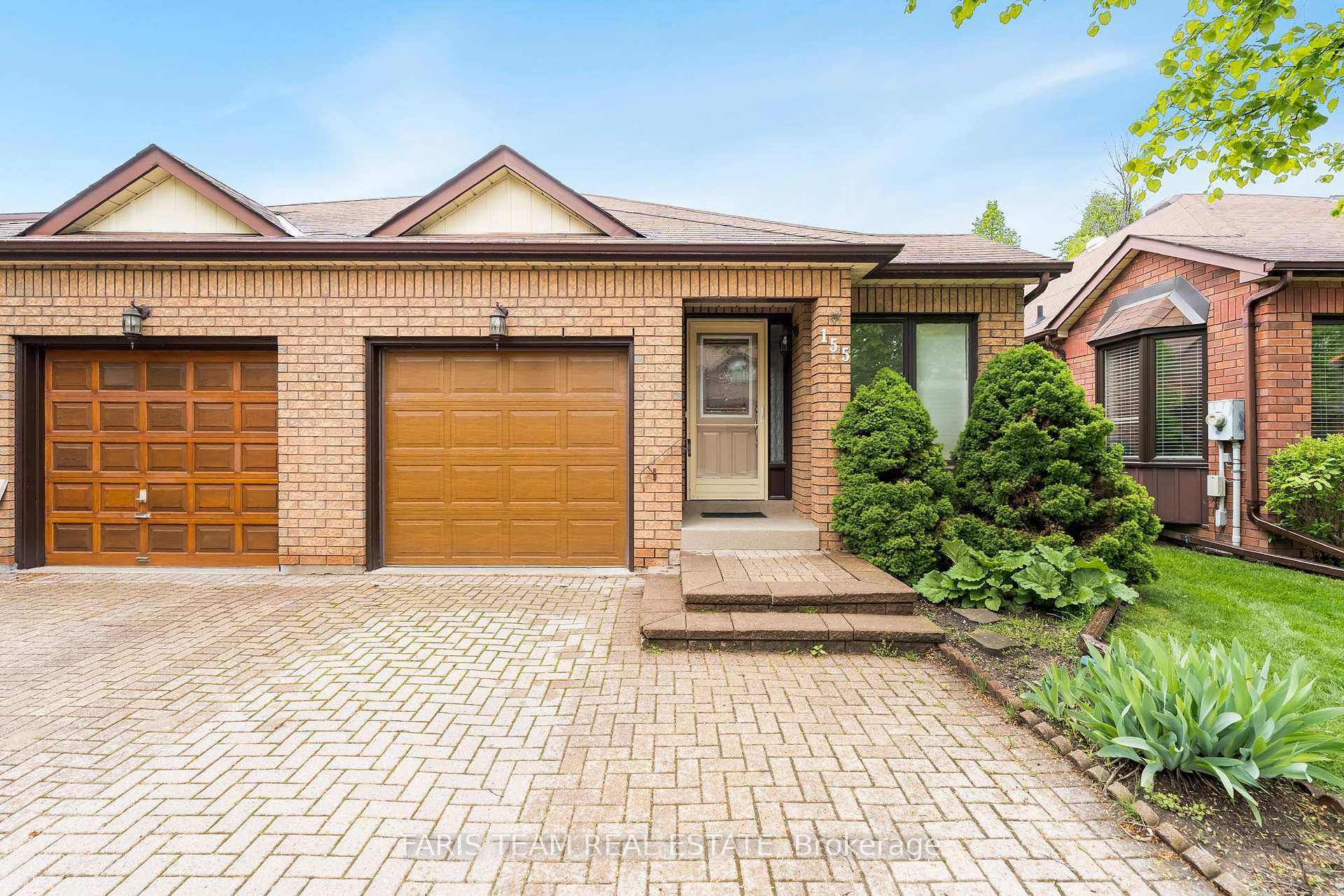 Property Photo: 155 Green Briar Road ON L9R 1S2