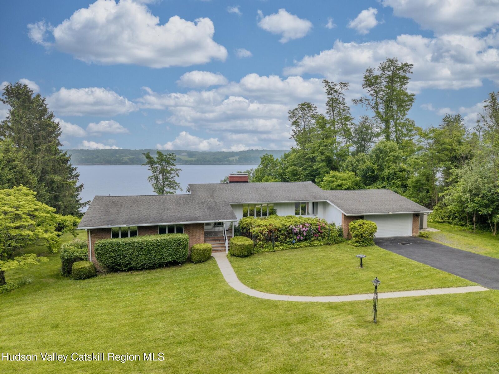 Property Photo:  19 Riverview  NY 12401 