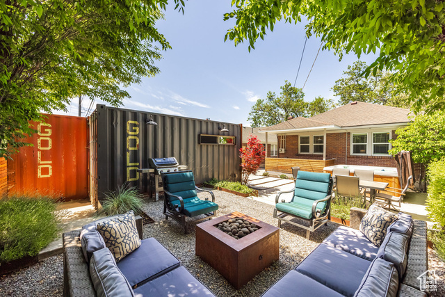 Property Photo: 1603 S 1600 E UT 84105