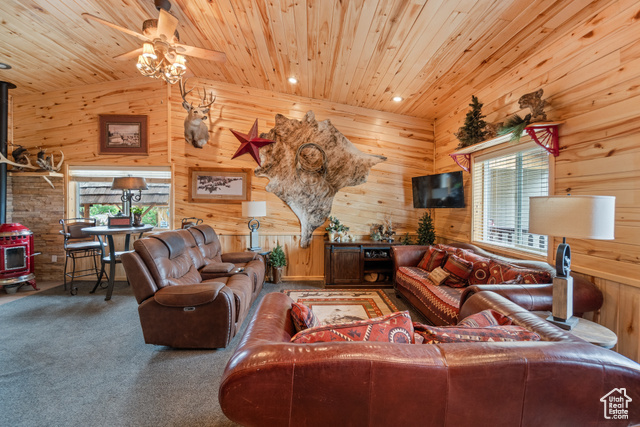 Property Photo: 1665 E 1200 N UT 84647