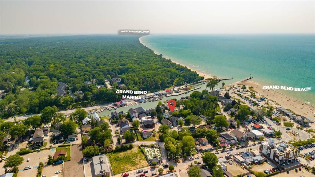 Property Photo: 40 Lakeside Circle ON N0M 1T0