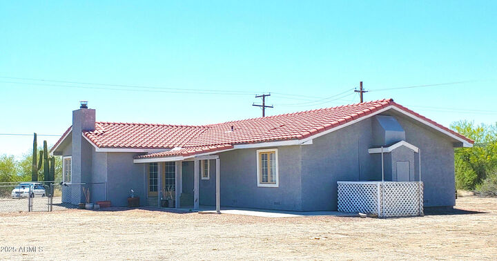 Property Photo:  69762 Old Bell Road  AZ 85348 