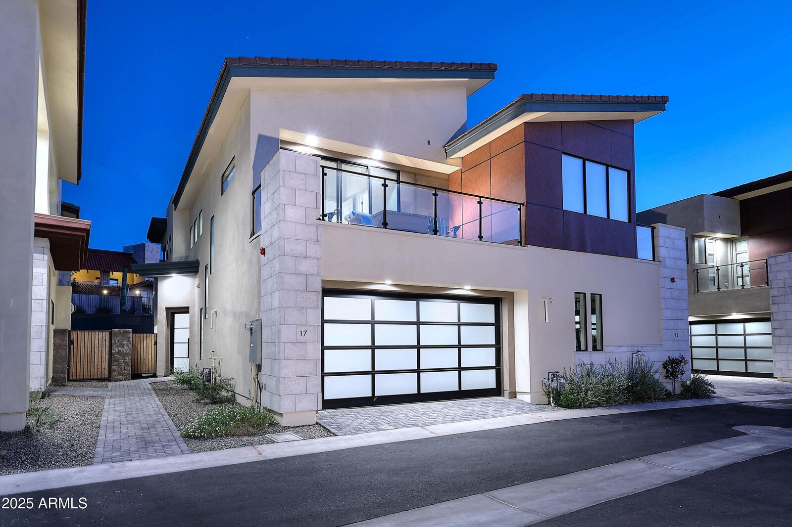 Property Photo: 1 Easy Street 17 AZ 85377