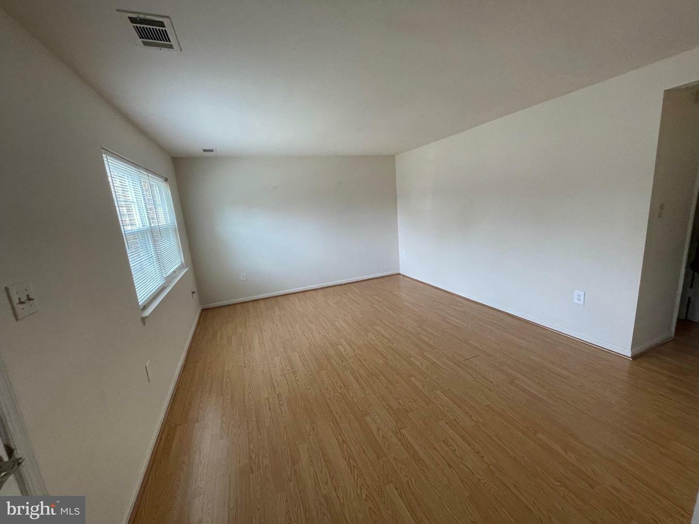 Property Photo: 1848 Fort Pulaski Court VA 22026