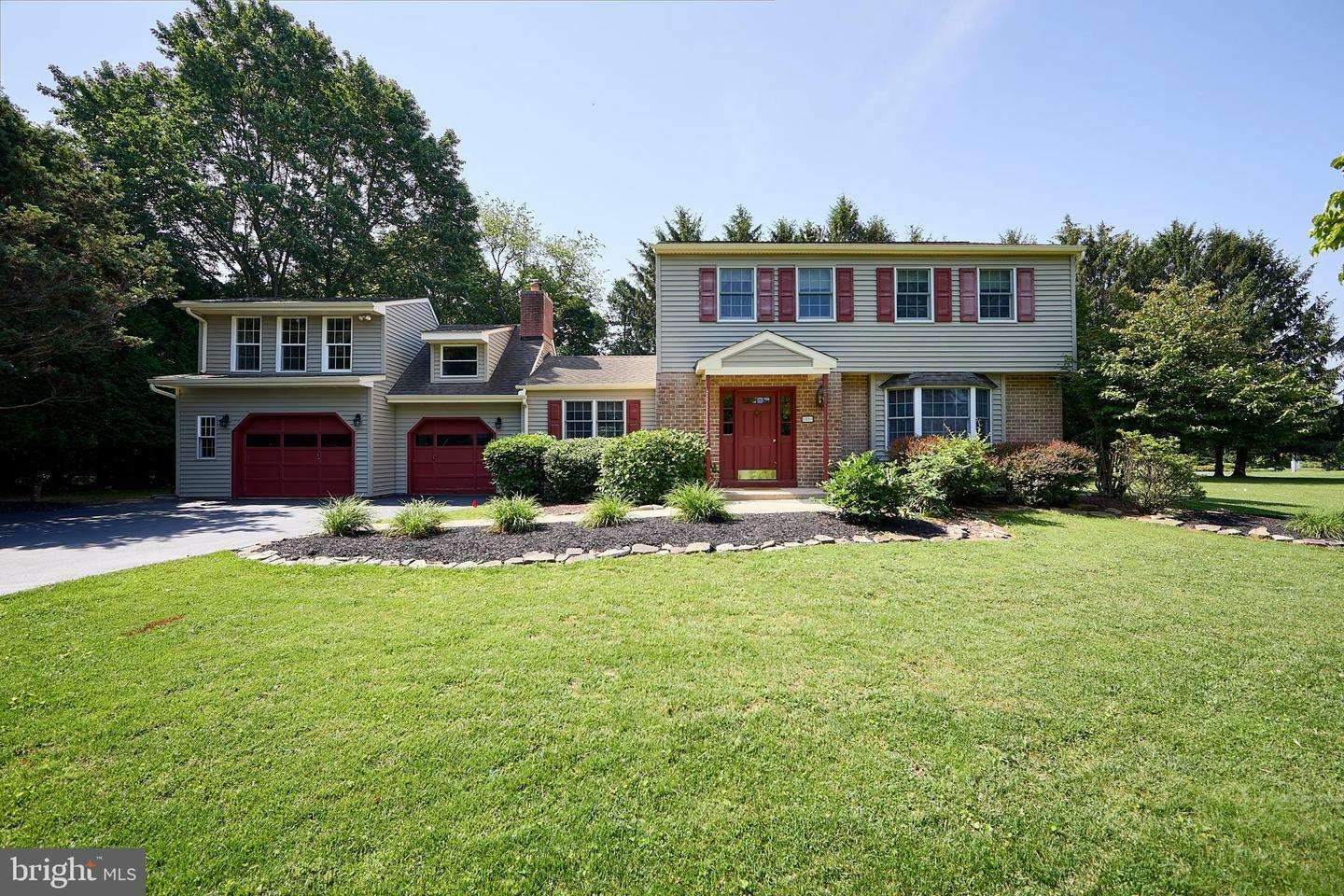 Property Photo: 1500 Hillcrest Lane PA 19335