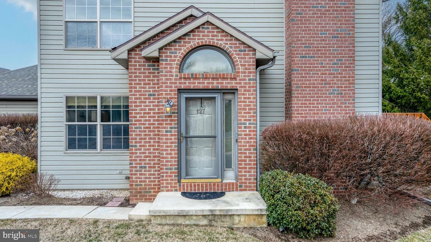 Property Photo: 127 River Bend Park PA 17602