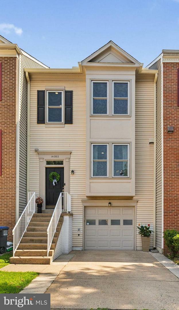 Property Photo:  14302 Silo Valley View  VA 20121 