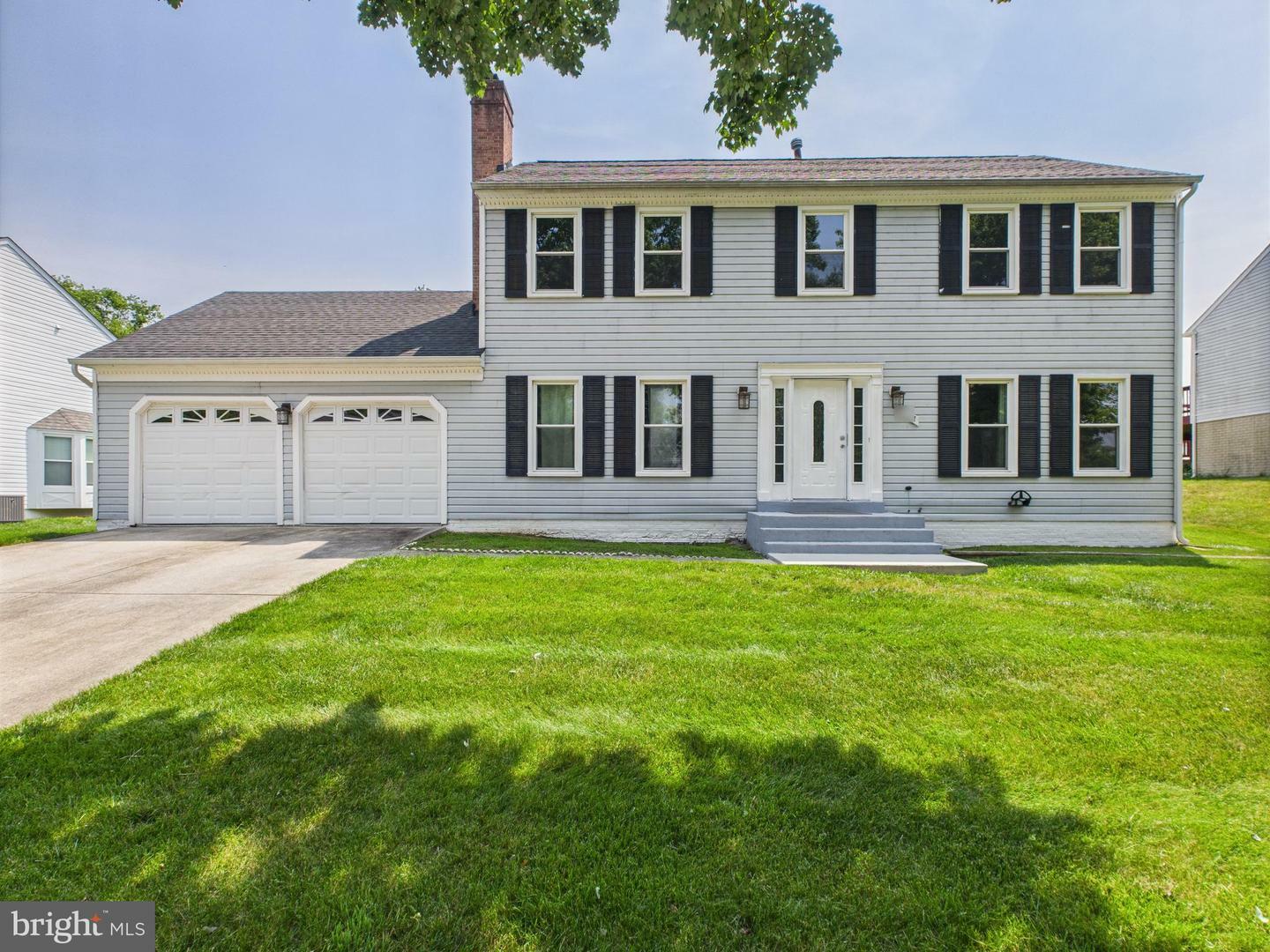 Property Photo: 2101 Waterleaf Way MD 20721