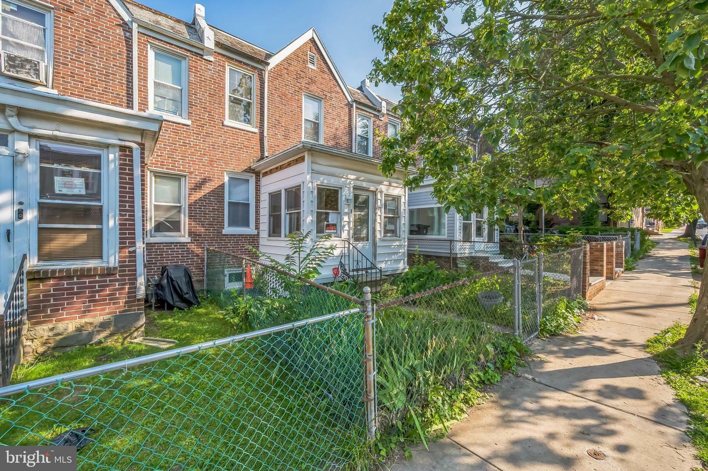 Property Photo:  2704 N Tatnall Street  DE 19802 