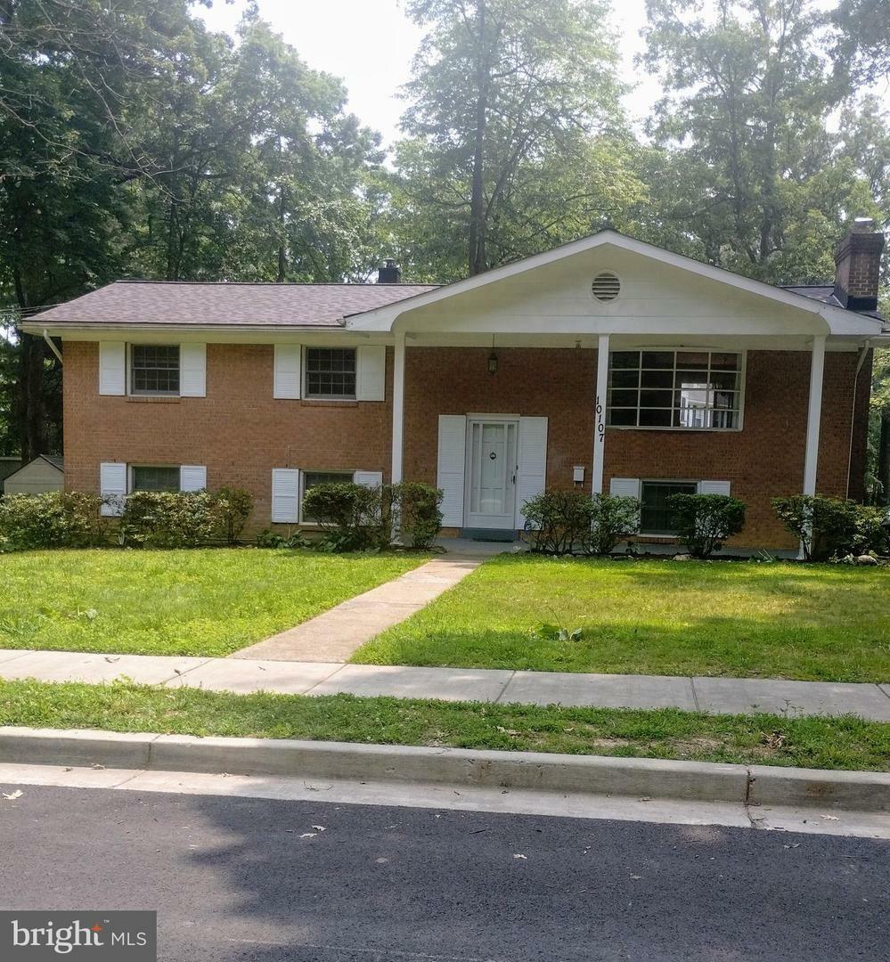 Property Photo: 10107 Forest Avenue VA 22032