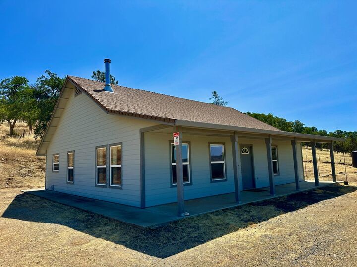 Property Photo:  660 Hodson Road  CA 95228 