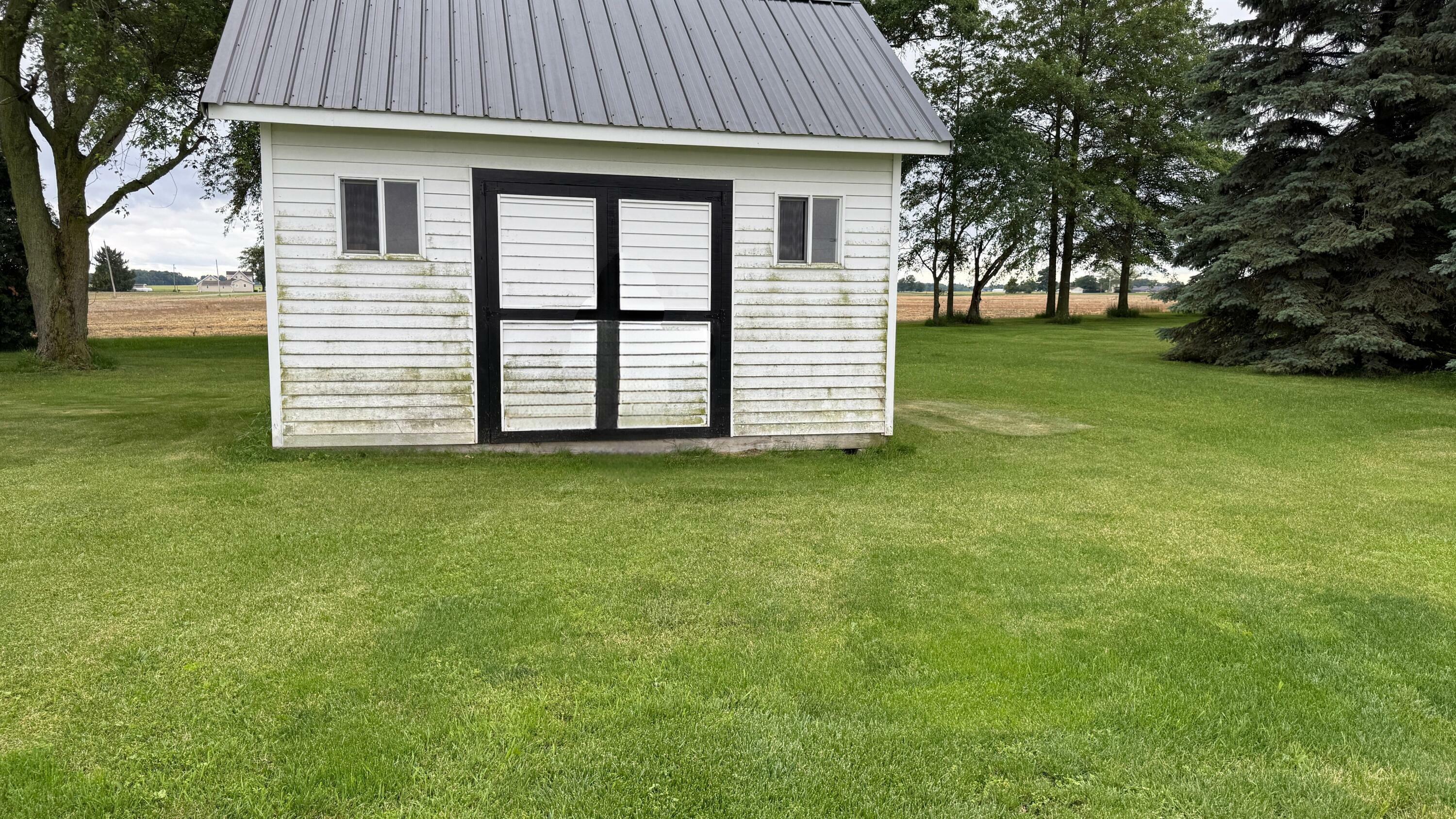 Property Photo: 29729 Schofield Road OH 43344