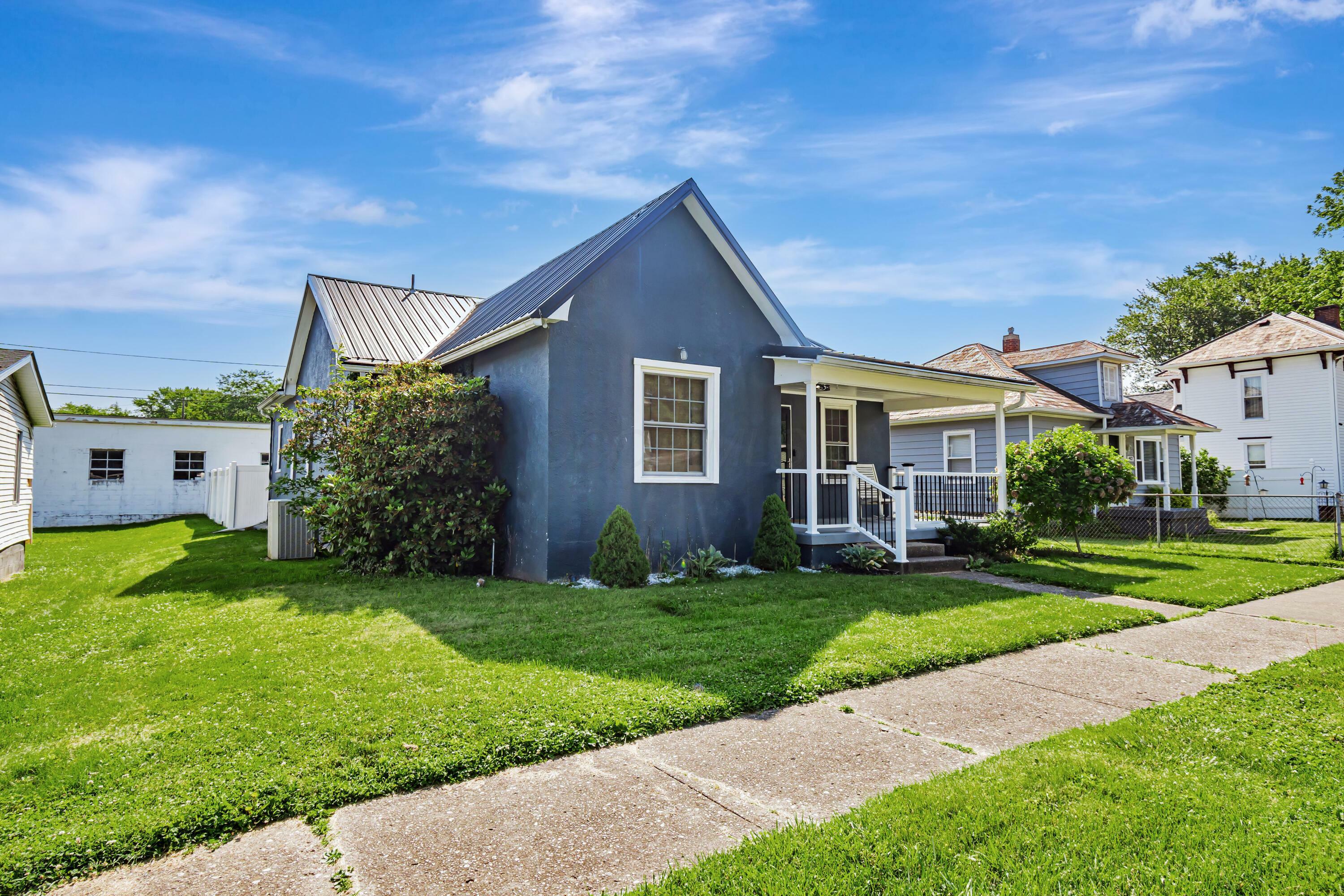 Property Photo: 610 Chestnut Street OH 43821