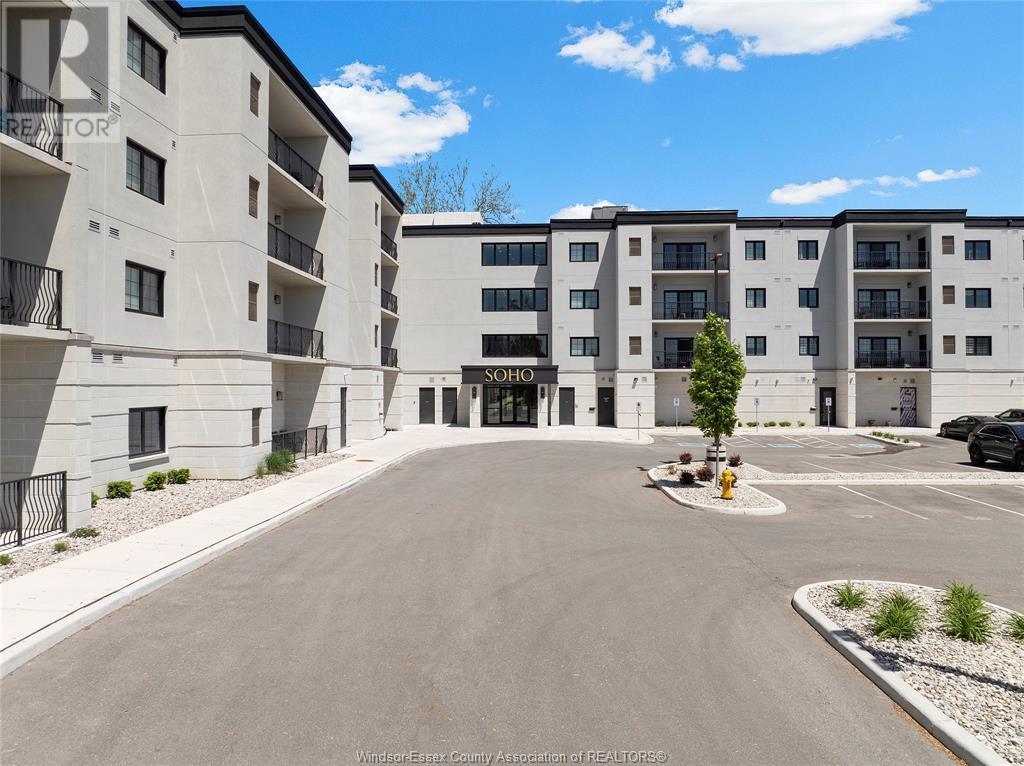 Property Photo:  3817 Howard Avenue 320  ON N9E 0B5 