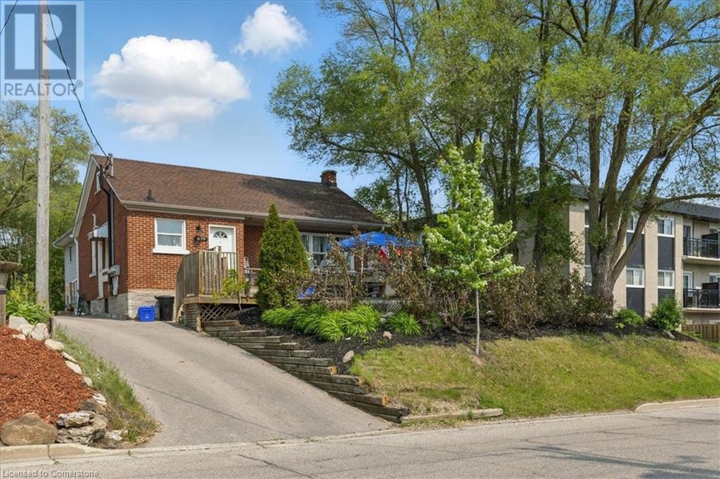 Property Photo: 839 Stirling Avenue South ON N2L 2M6