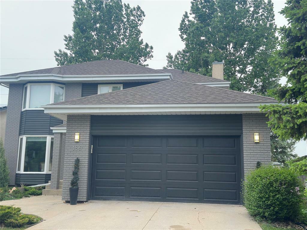 Property Photo: 186 Tweedsmuir Road MB R3P 1Z4