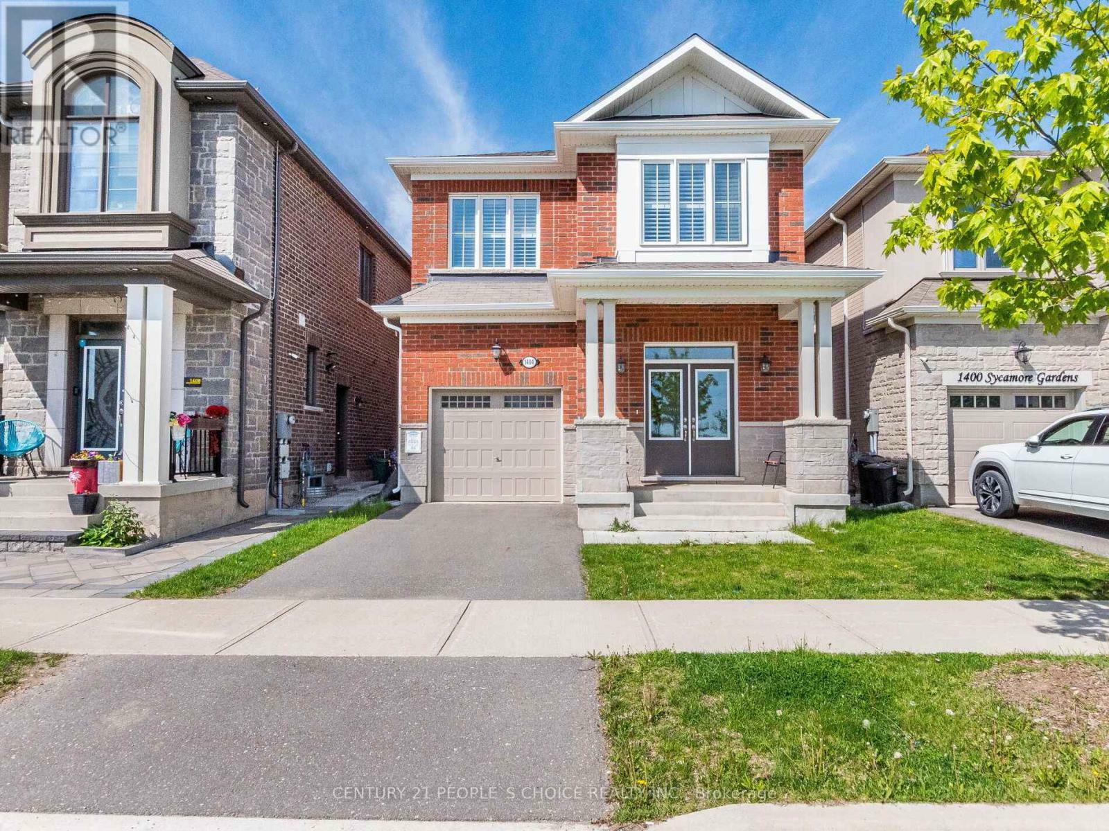 Property Photo: 1404 Sycamore Gardens ON L9T 1R3