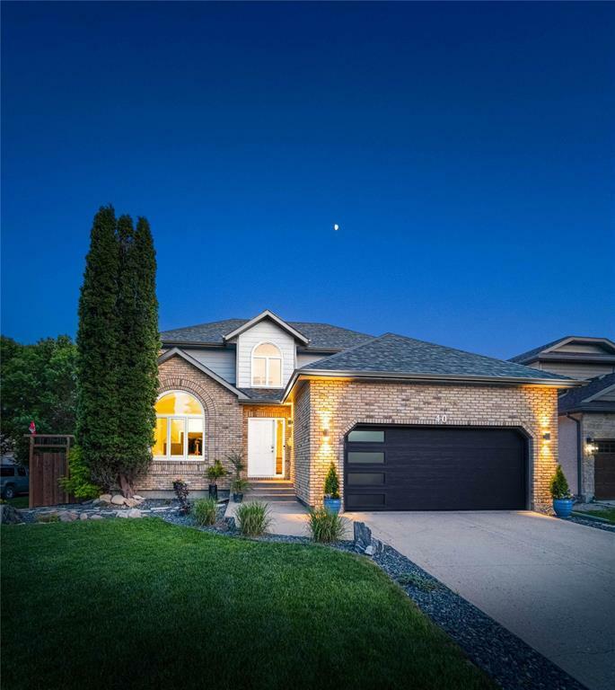 Property Photo: 40 Gnapp Cove MB R3R 3V8