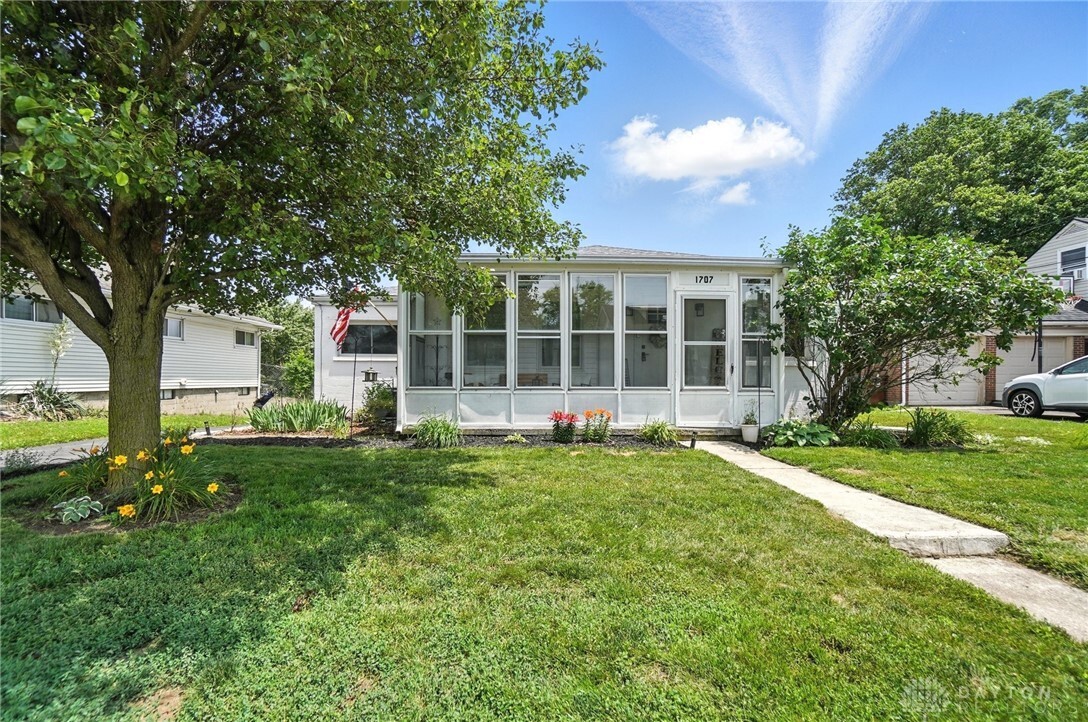 Property Photo: 1707 Broadway OH 45356