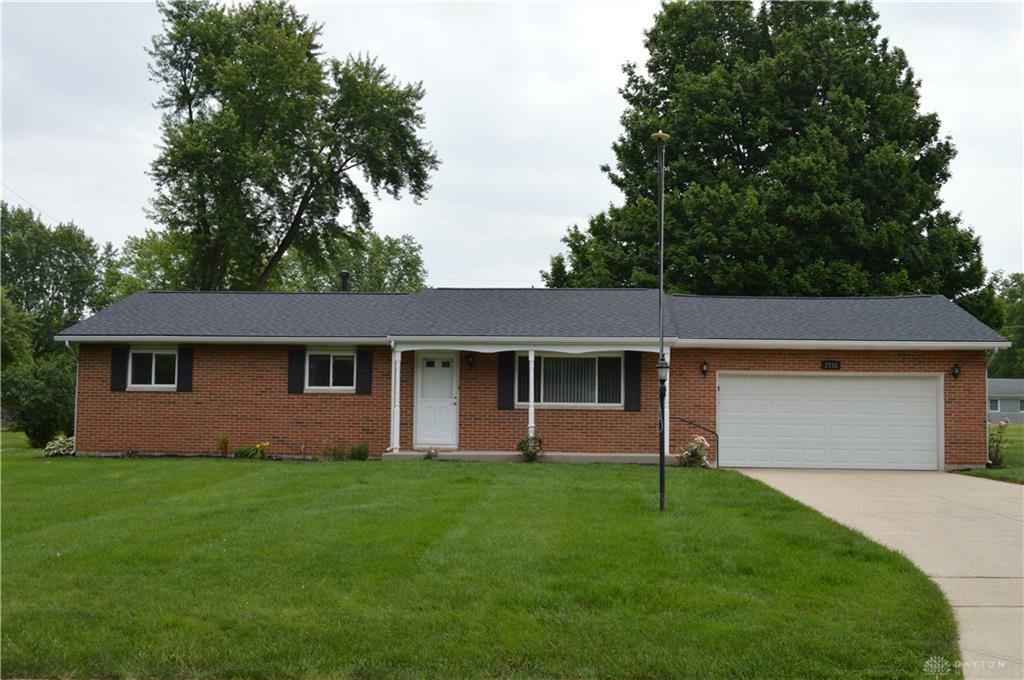 Property Photo:  2733 Rosewood Drive  OH 45373 