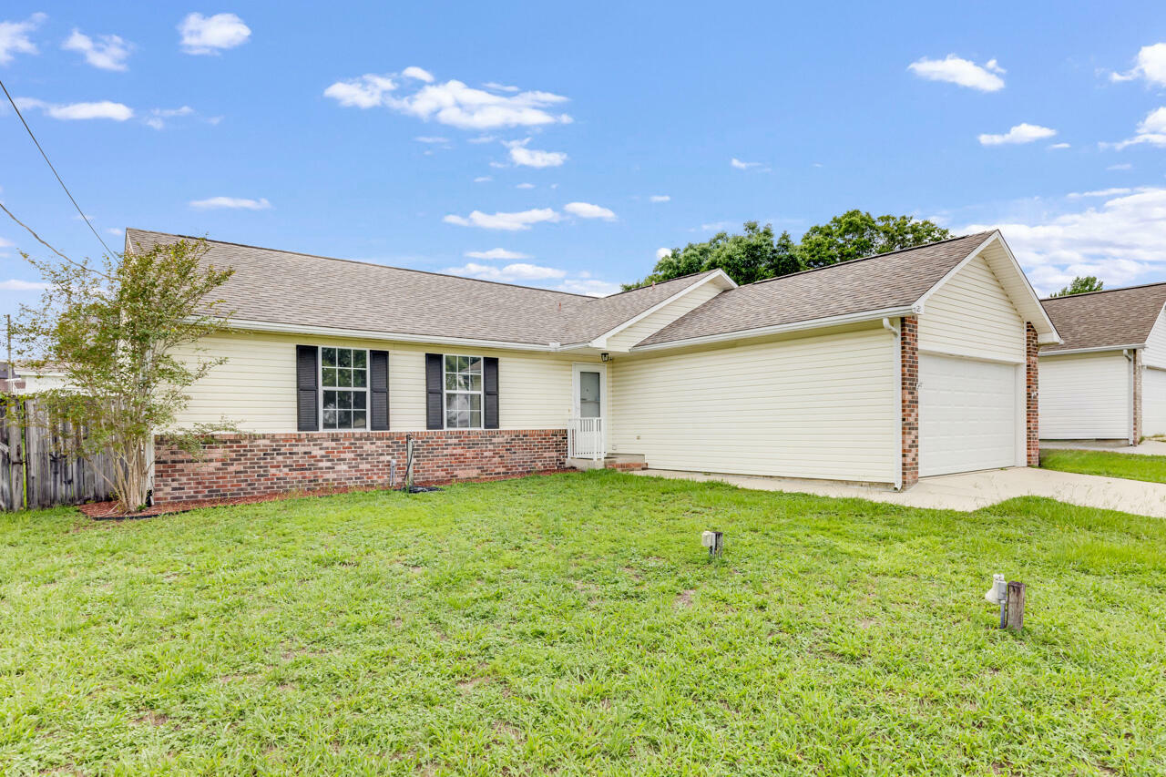 121 Trenton Avenue  Crestview FL 32539 photo