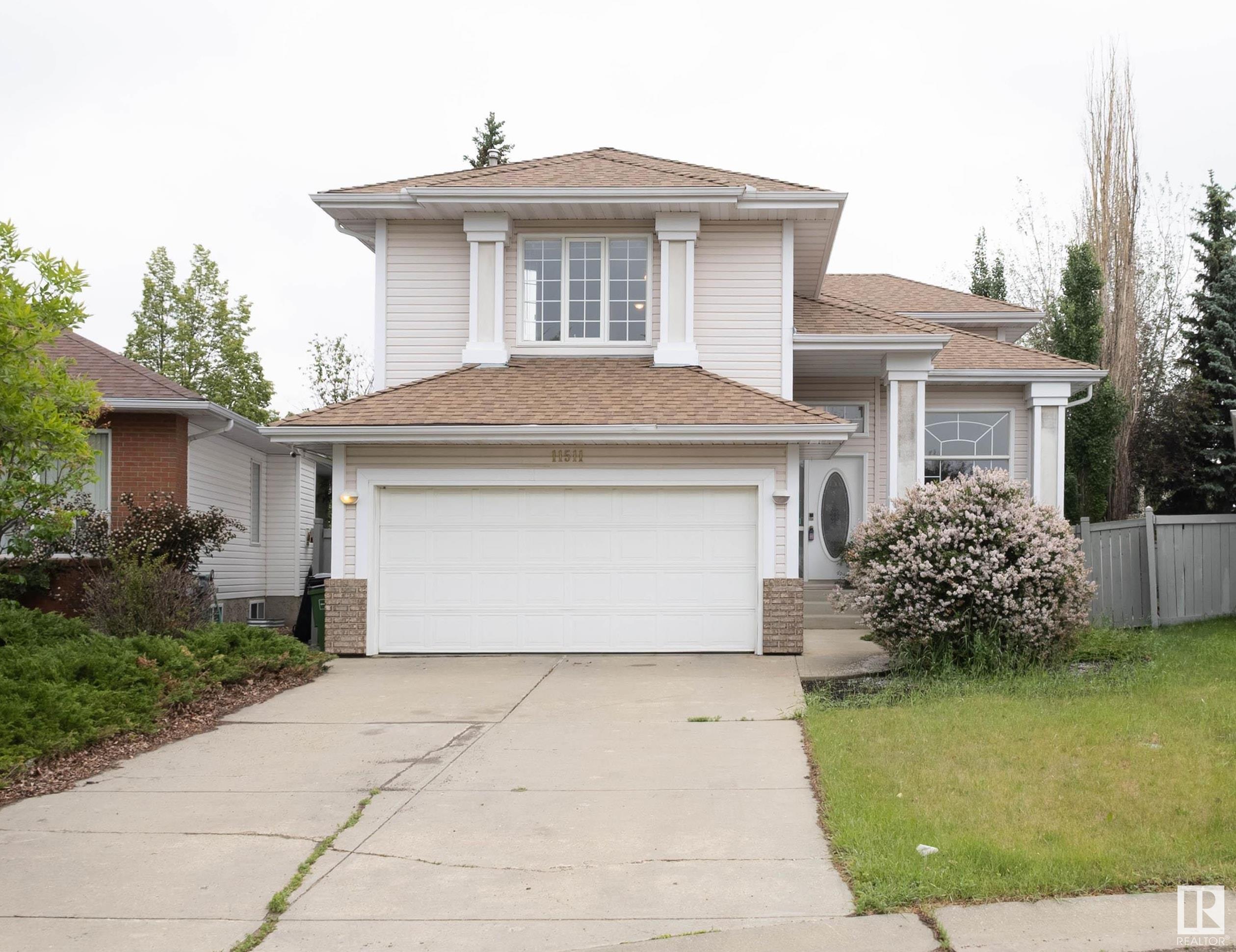 Property Photo: 11511 12 Avenue NW AB T6J 6X6