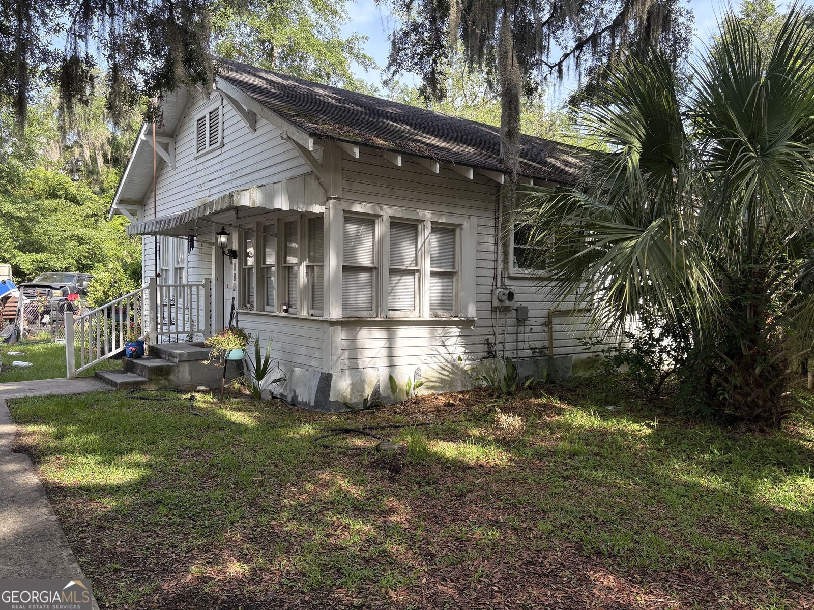Property Photo:  206 E Hilton Avenue  GA 31548 