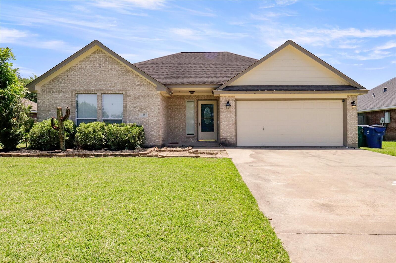 Property Photo:  125 Dove Trail  TX 77531 