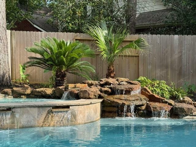 Property Photo:  70 N Peaceful Canyon Circle  TX 77381 