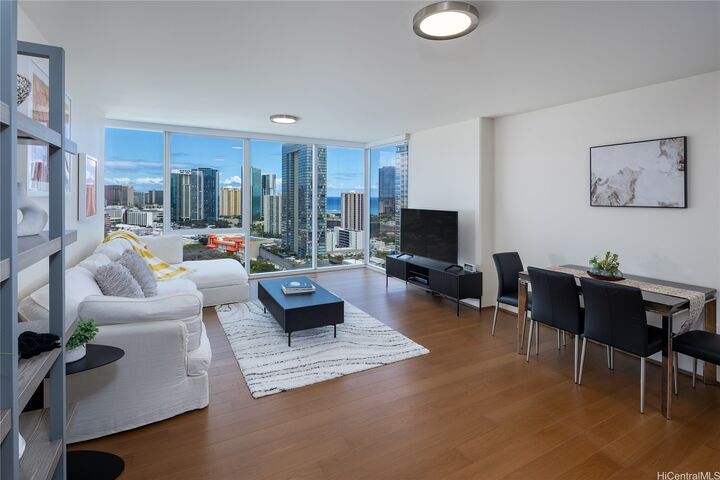 Property Photo: 888 Kapiolani Boulevard 2703 HI 96813