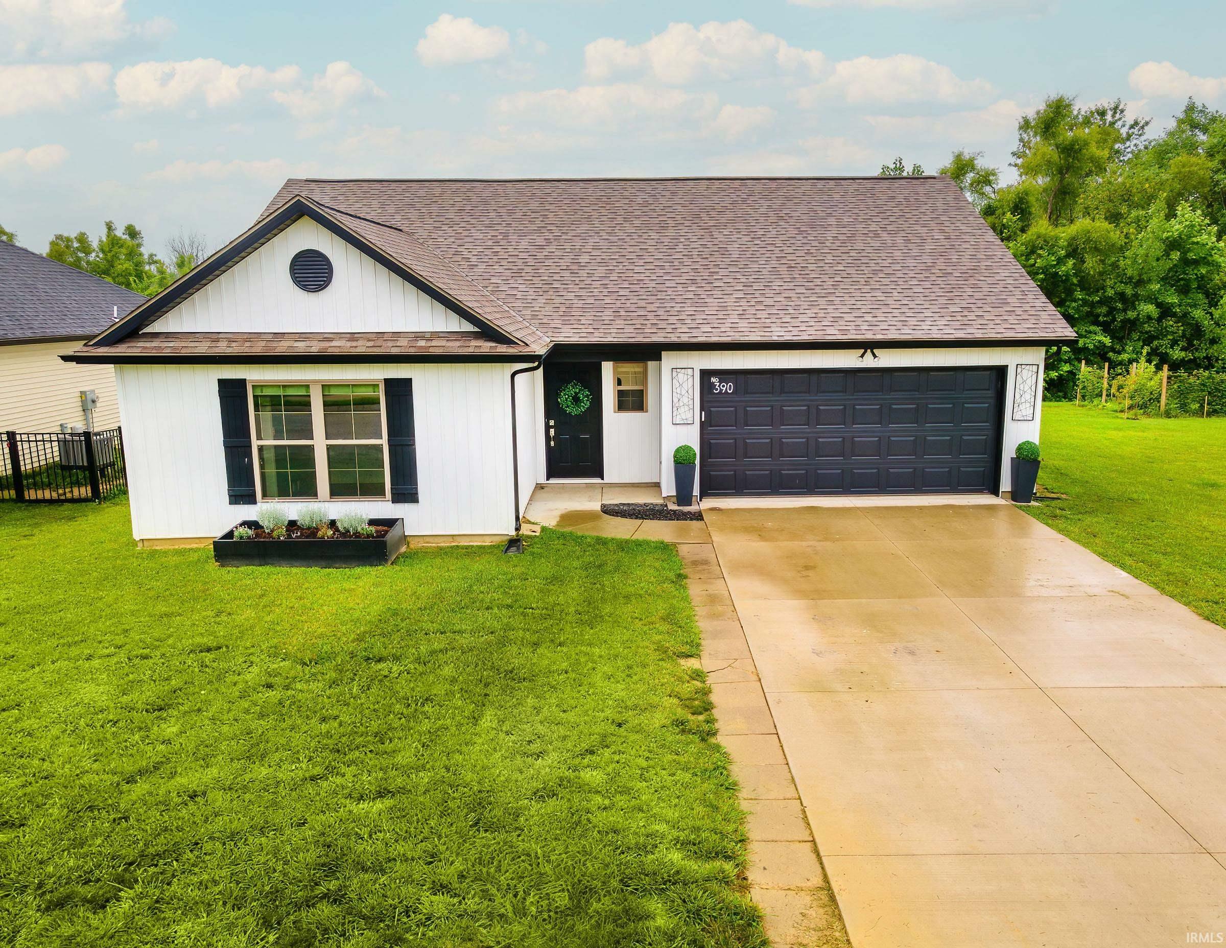 Property Photo: 390 Mallard Circle IN 47610