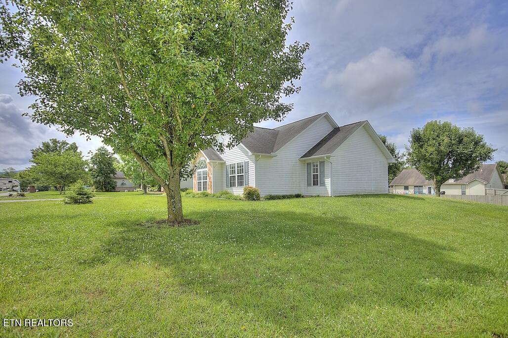 Property Photo: 325 Headrickview Drive TN 37804