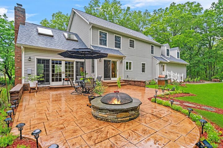 Property Photo:  24 Hampton Court  NY 12589 