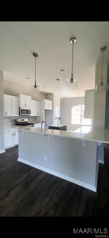 Property Photo: 804 Hedgefield Way AL 36066
