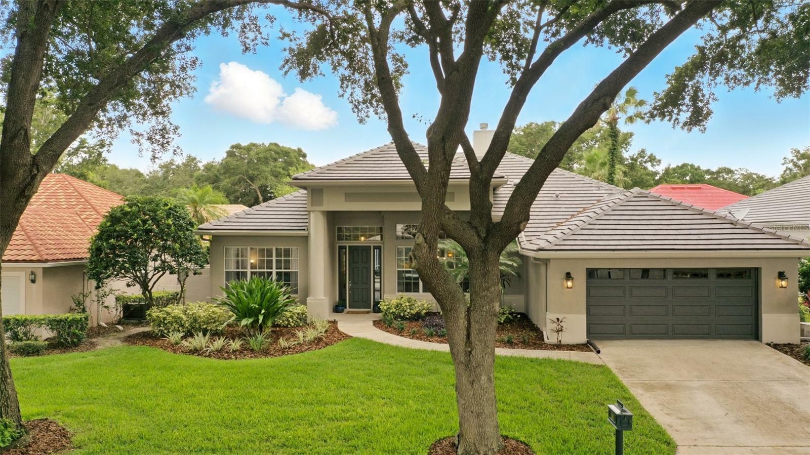 Property Photo: 387 Devon Place FL 32746