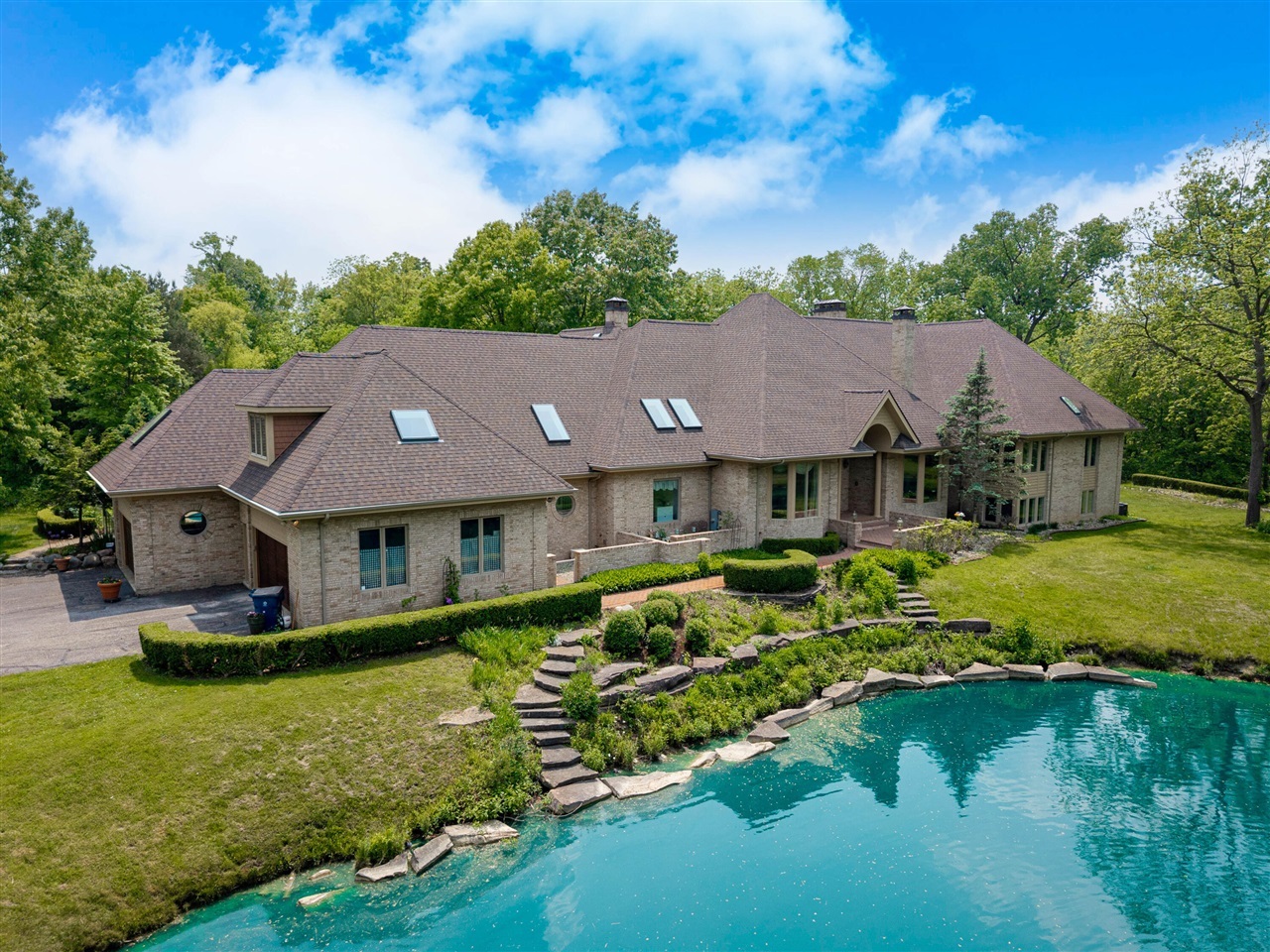 Property Photo: 4911 Red Fox Run MI 48105
