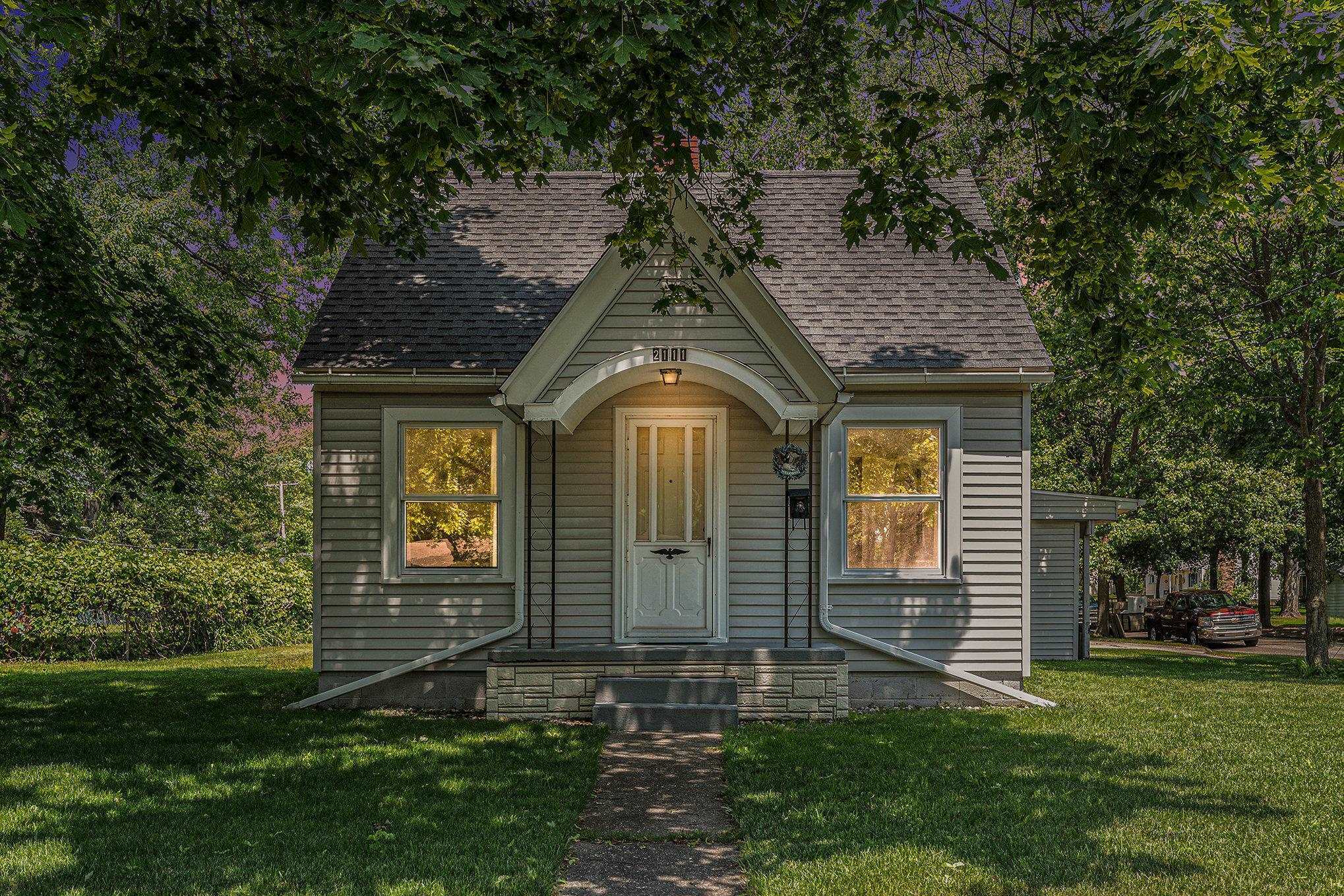 2111 E Ashman Street  Midland MI 48642 photo
