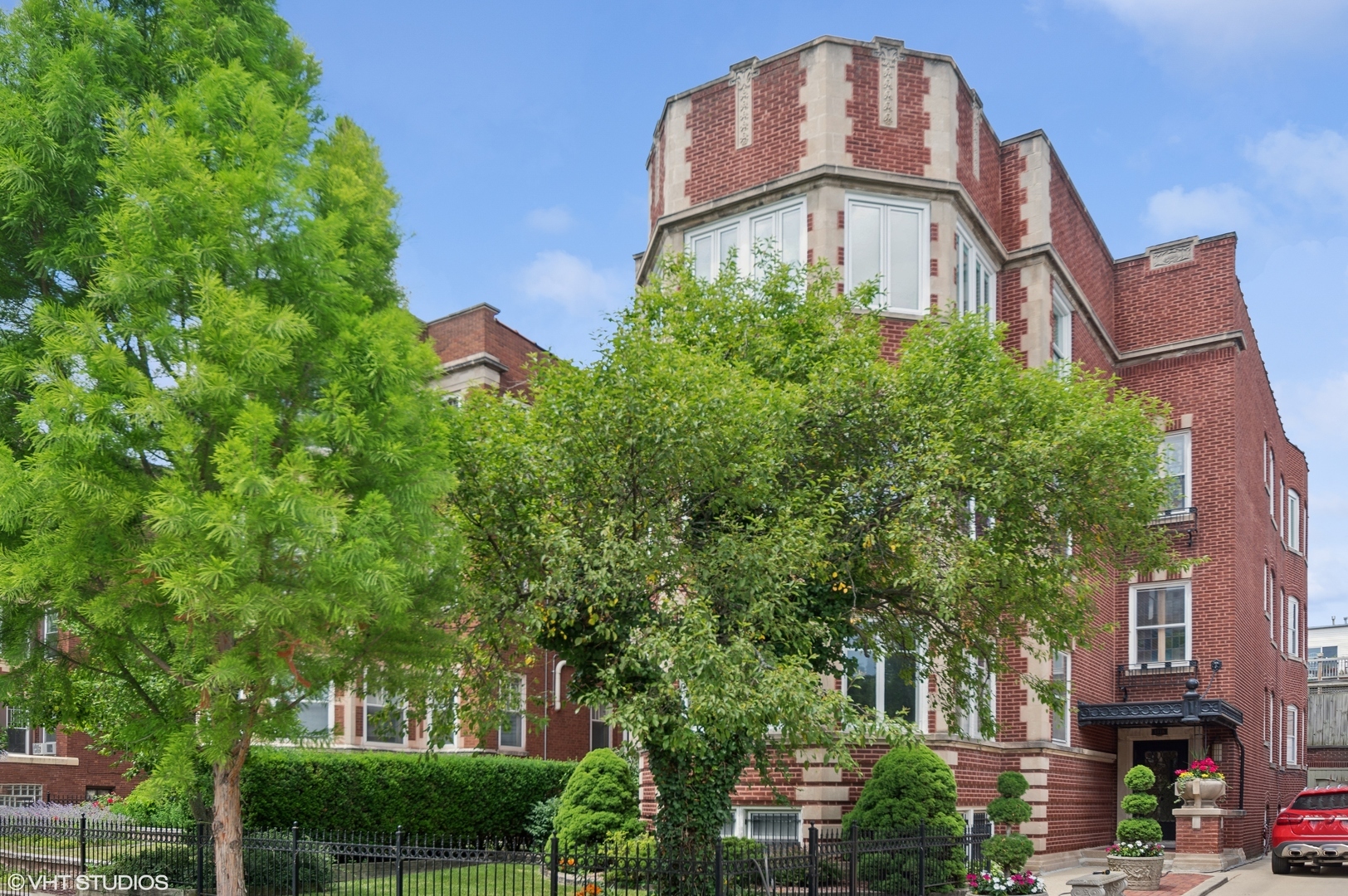 1116 W North Shore Avenue 2  Chicago IL 60626 photo
