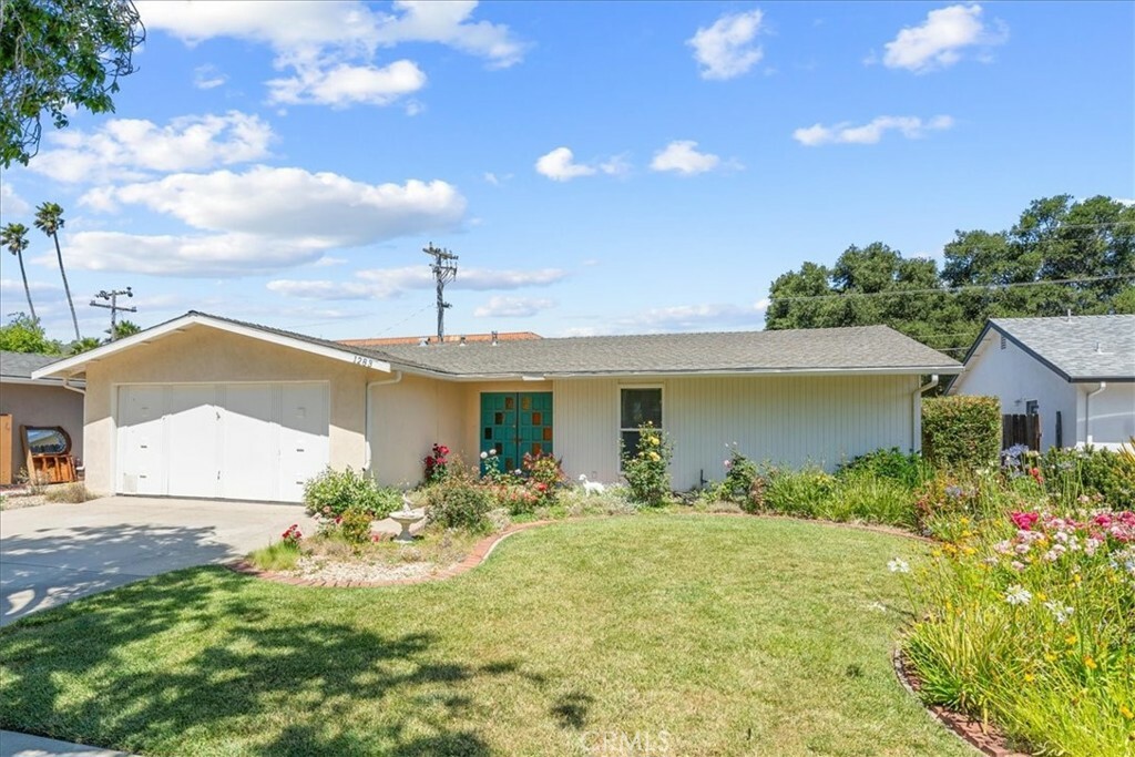 Property Photo:  1283 W Newport Street  CA 93405 