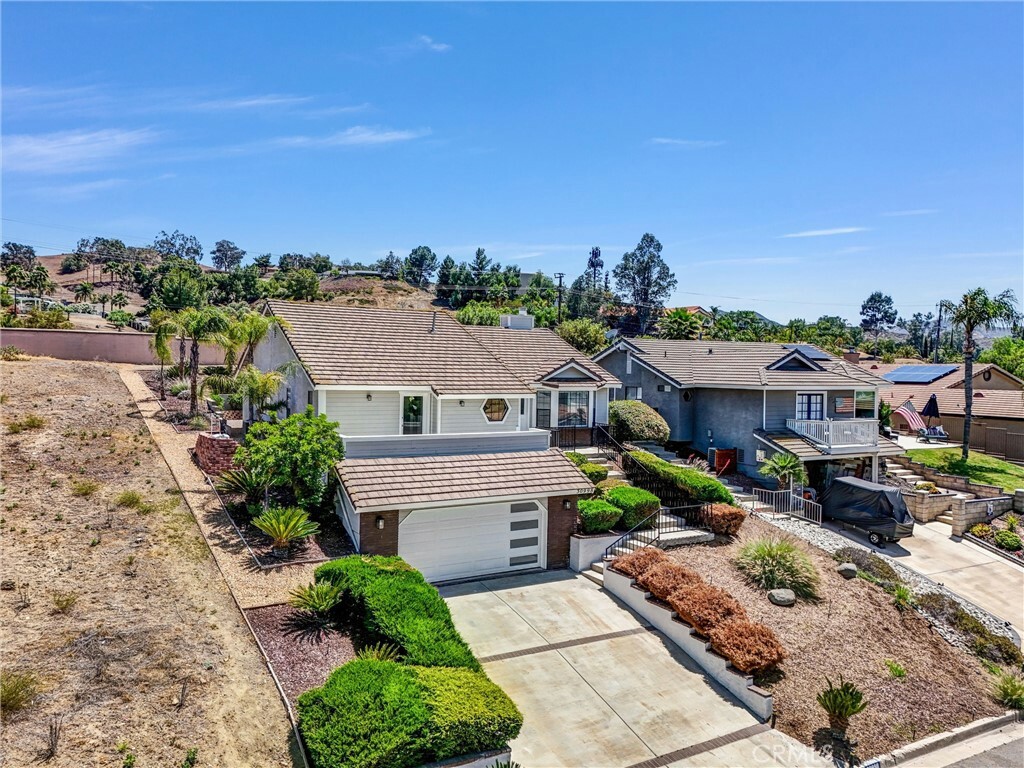 30998 Emperor Drive  Canyon Lake CA 92587 photo